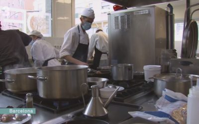 La cuina rescata joves vulnerables a Ciutat Meridiana