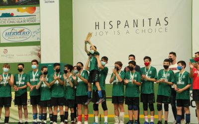 El equipo infantil de voleibol de Salesianos Elche logra el título de campeón autonómico