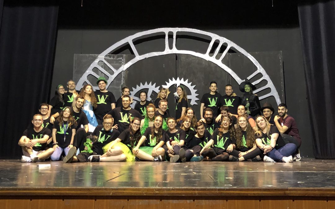 Divertir, instruir y formar