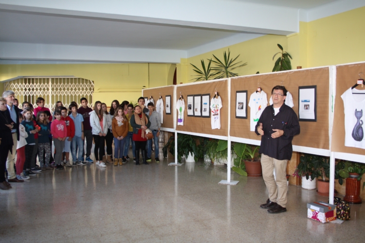 La exposición “Refugios de la infancia” inicia un itinerario escolar para sensibilizar sobre desplazamientos forzosos