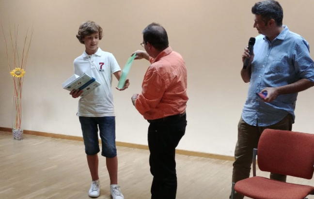 Un alumno salesiano recibe el Premio “La Brújula” de la Editorial San Pablo