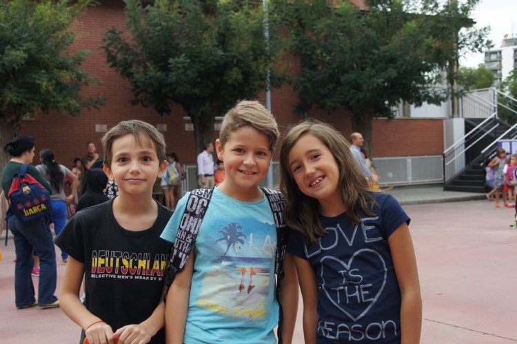 Fotonoticia: Inicio de curso en Cataluña, Monzón, Huesca y Ciutadella