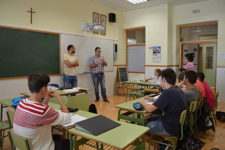 Un exalumno del Colegio Salesiano San Juan Bosco de Valencia en el Comité Europeo para futuros aceleradores
