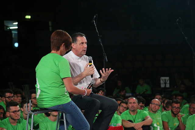 ‘Queridos jóvenes, no temáis molestarnos, nunca debéis ser una molestia para un corazón salesiano’