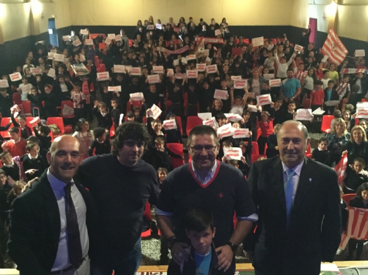 ¡Vamos Algeciras, Salesianos está contigo!