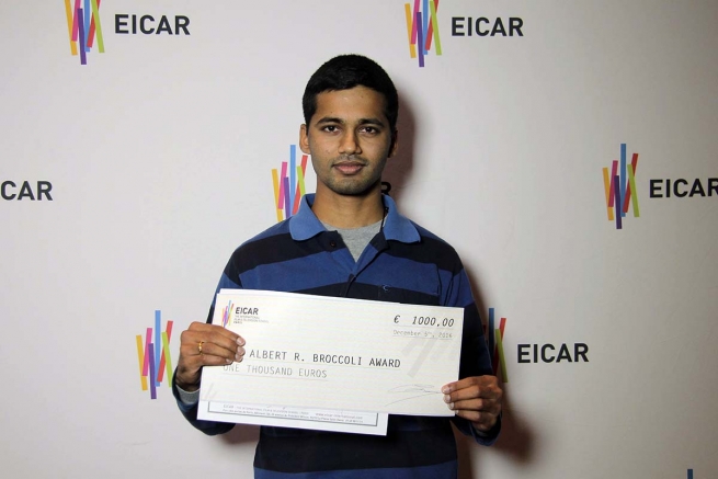 «Estoy convencido de que Dios quiere que usemos los medios audiovisuales de manera responsable para difundir amor»