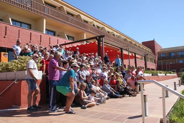 Fotonoticia: Encuentro de Antiguos Alumnos en Cádiz