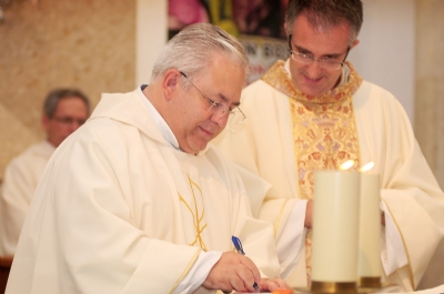Fotonoticia: D. Gustavo Martagón toma el relevo de D. Juan Carlos Pérez en Cádiz