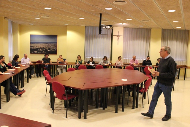 Fotonoticia: ¿Tiene sentido hablar hoy de moral?