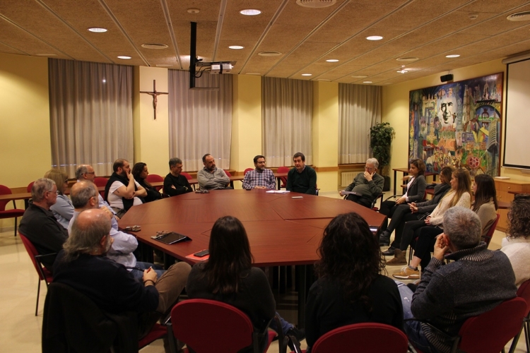 Fotonoticia: El vicario realiza la visita a los servicios inspectoriales de Can Prats