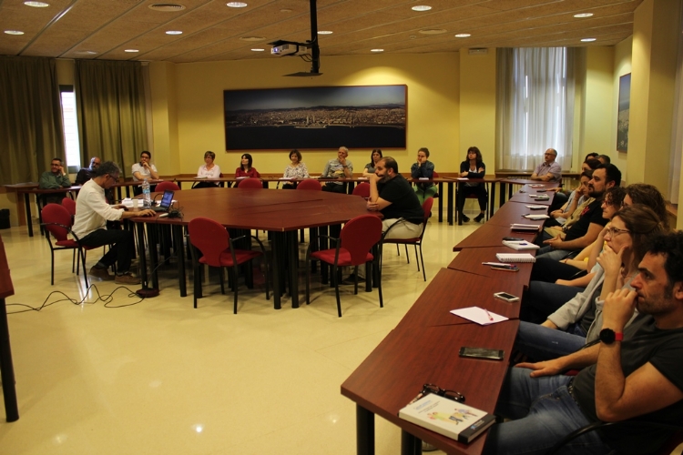 Fotonoticia: sesión formativa «Ladrones del tiempo” en Can Prats