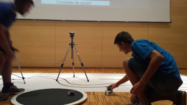 Salesianos Sarrià ha participado en el CosmoBot 2015