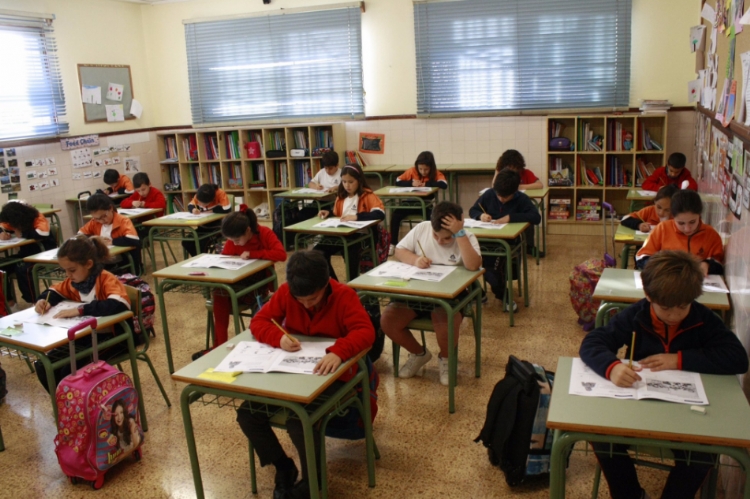 Medio millar de alumnos de la Inspectoría Salesiana María Auxiliadora realiza en simultáneo la evaluación externa de bilingüismo