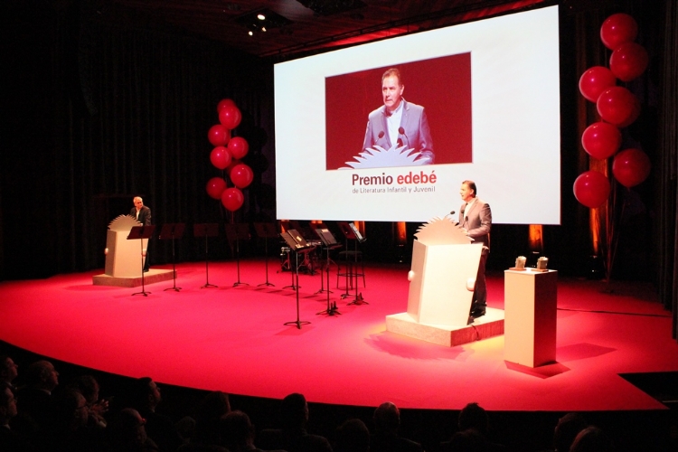 “Mi deseo es que edebé siga tocando el corazón de niños, niñas y jóvenes”