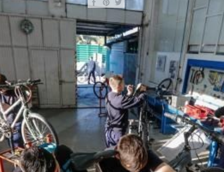 Alumnos del colegio Salesianos repararán 70 bicicletas