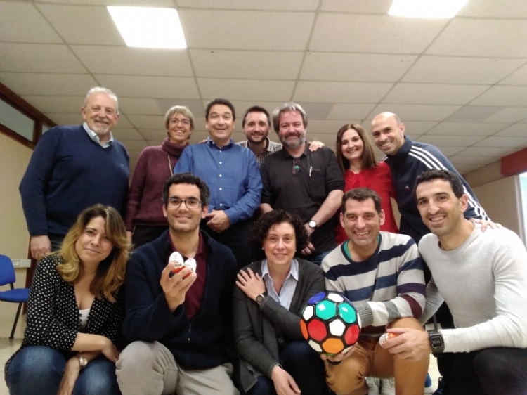 Fotonoticia: formación para mejorar las competencias de los directores de escuelas