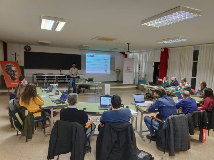 Formación sobre robótica educativa para el profesorado de nuestra inspectoría