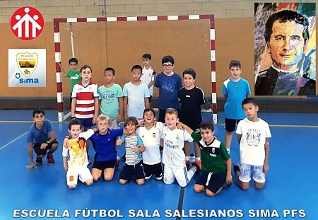 Fotonoticia:Ilusión en Granada San Juan Bosco ante el estreno de la escuela Salesianos PFS
