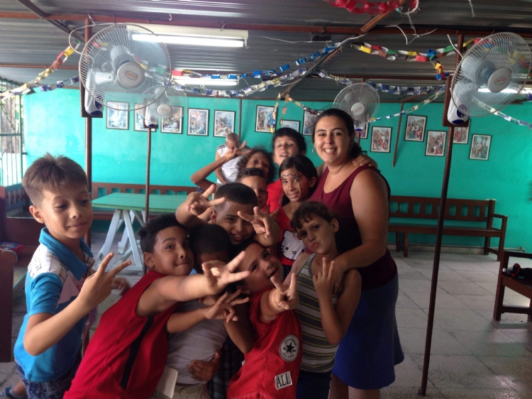 El alumnado de Salesianos Horta entrevista a su maestra sobre la experiencia de voluntariado en Cuba