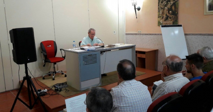 El salesiano Antonio Calero imparte un curso de actualización teológico pastoral en Santiago