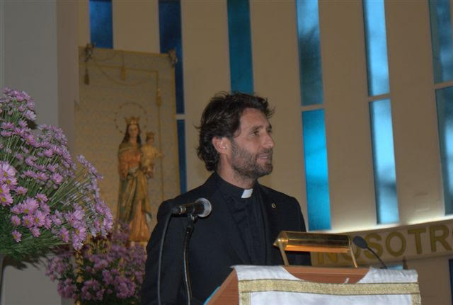 Fotonoticia: Pregones de María Auxiliadora en Jerez y Triana