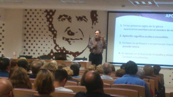La casa salesiana San Juan Bosco de Valencia inicia un curso bíblico para seglares