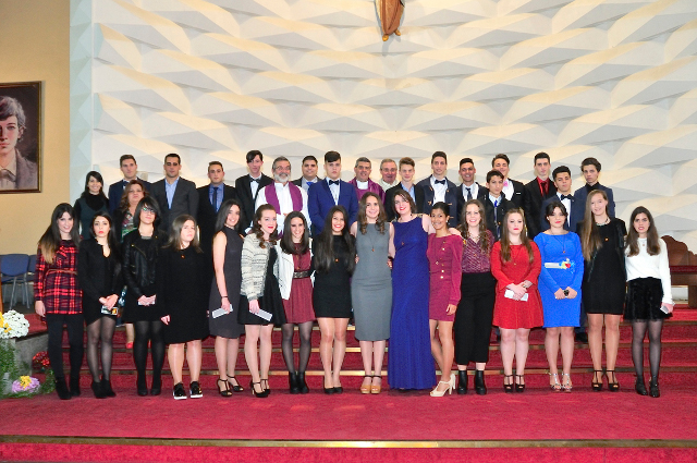 Fotonoticia: Paso firme en su compromiso cristiano