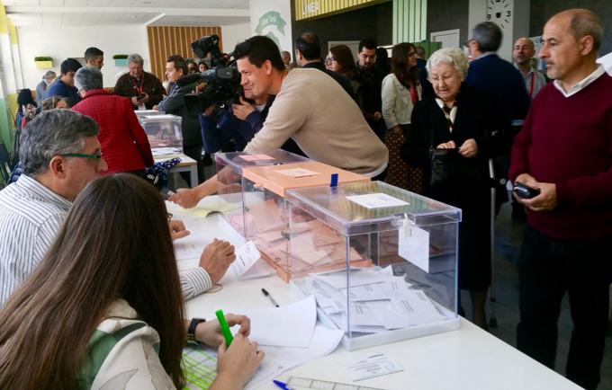 Honrados ciudadanos…