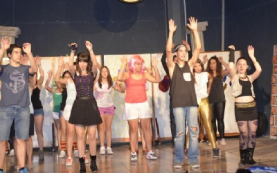 El musical Queen cosecha el éxito del público en Salesianos La Almunia