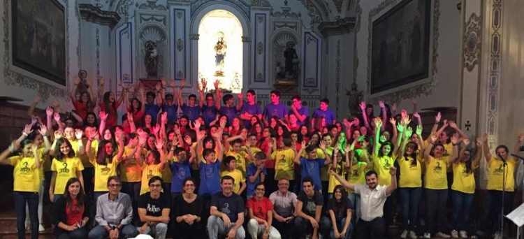 Salesianos Morón vibra con el concierto del Coro del Bicentenario