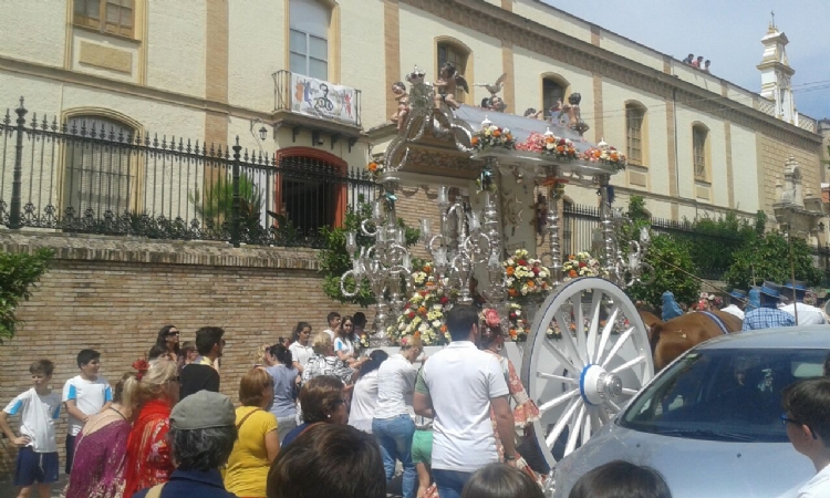 Fotonoticia: Salesianos Morón junto a la hermandad del Rocío