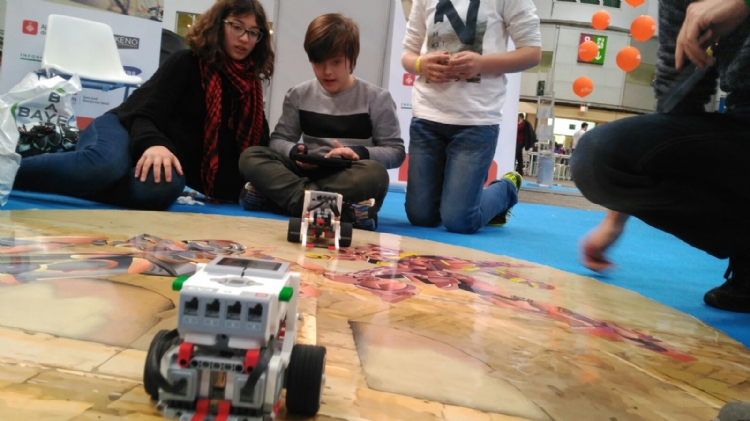 La Plataforma Social de los Salesianos en Martí-Codolar en el festival YoMo