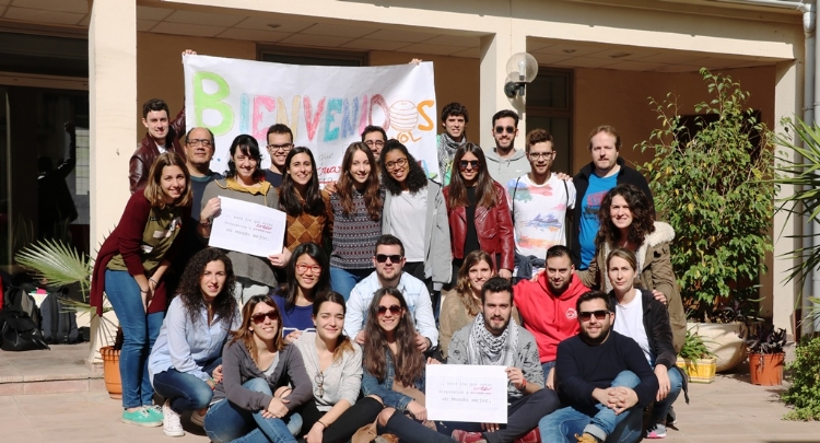 «Para los que están dispuestos a creer y crear un mundo mejor»