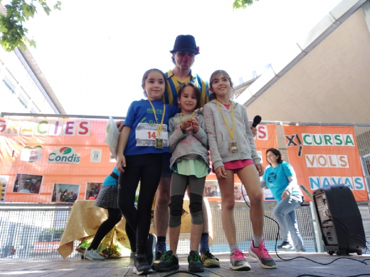 Fotonoticia: Éxito de participación en la carrera solidaria de VOLS-Navas