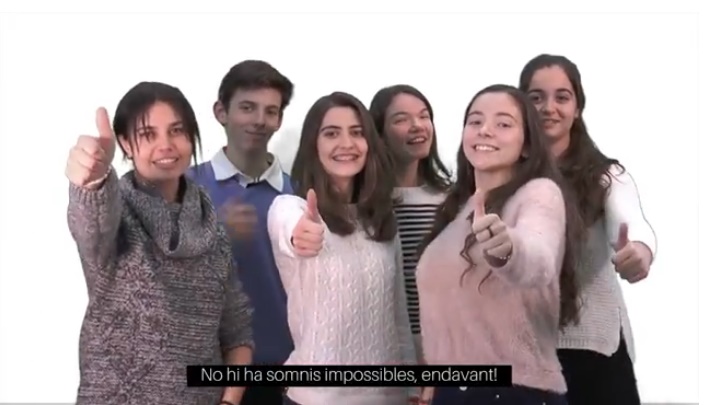 Los jóvenes protagonistas del vídeo “No hay sueños imposibles. ¡Adelante!
