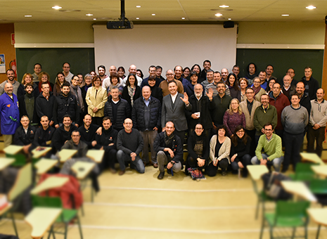 Fotonoticia: El Rector Mayor visita la escuela de Sarrià i Can Prats