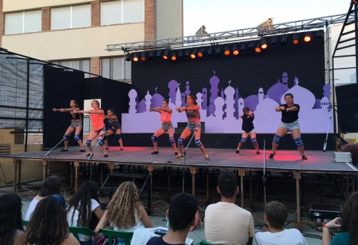 La compañía de teatro de Salesianos Rota pone en escena ‘Aladdín’