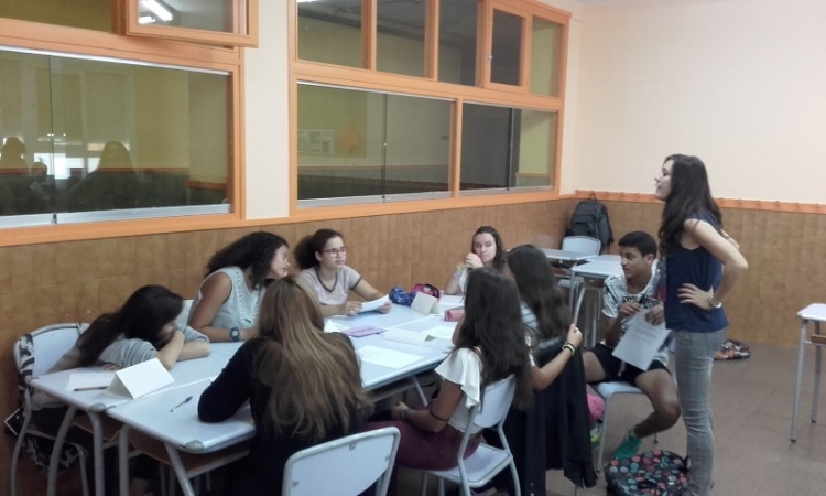 Salesianos Terrassa participa en el proyecto «Siempre acompañados» de Cruz Roja