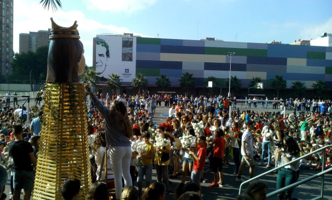 Fotonoticia: Magnífica fiesta colegial en honor a María Auxiliadora