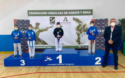 Un campeón andaluz de kárate entre los patios de Utrera